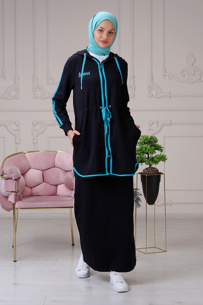 طقم ثلاث قطع تنورة مع هودي